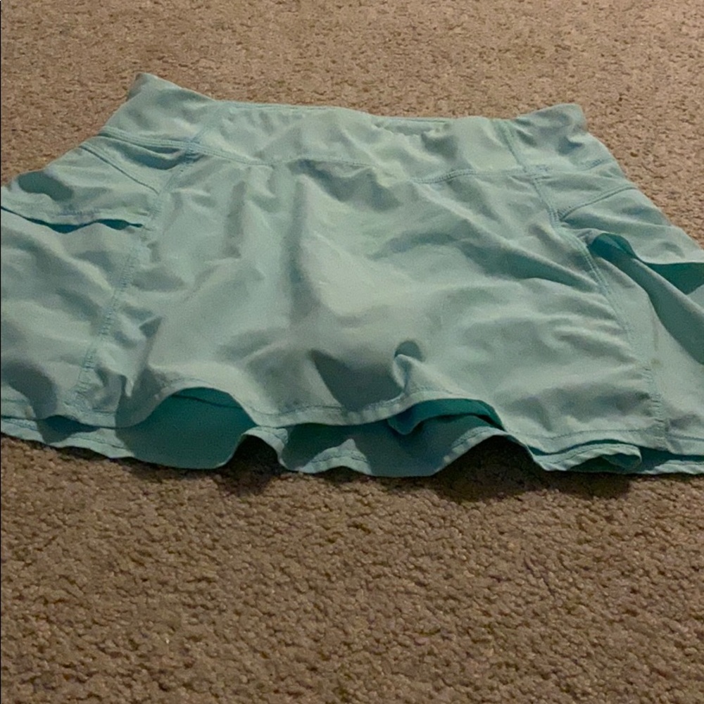 Athleta skirt with built in shorts